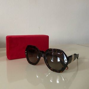 NEW CAROLINA HERRERA SUNGLASSES